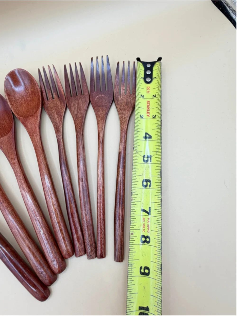 Set of 8 Wooden Flatware Utensils 4 Spoons 4 Forks 8.5